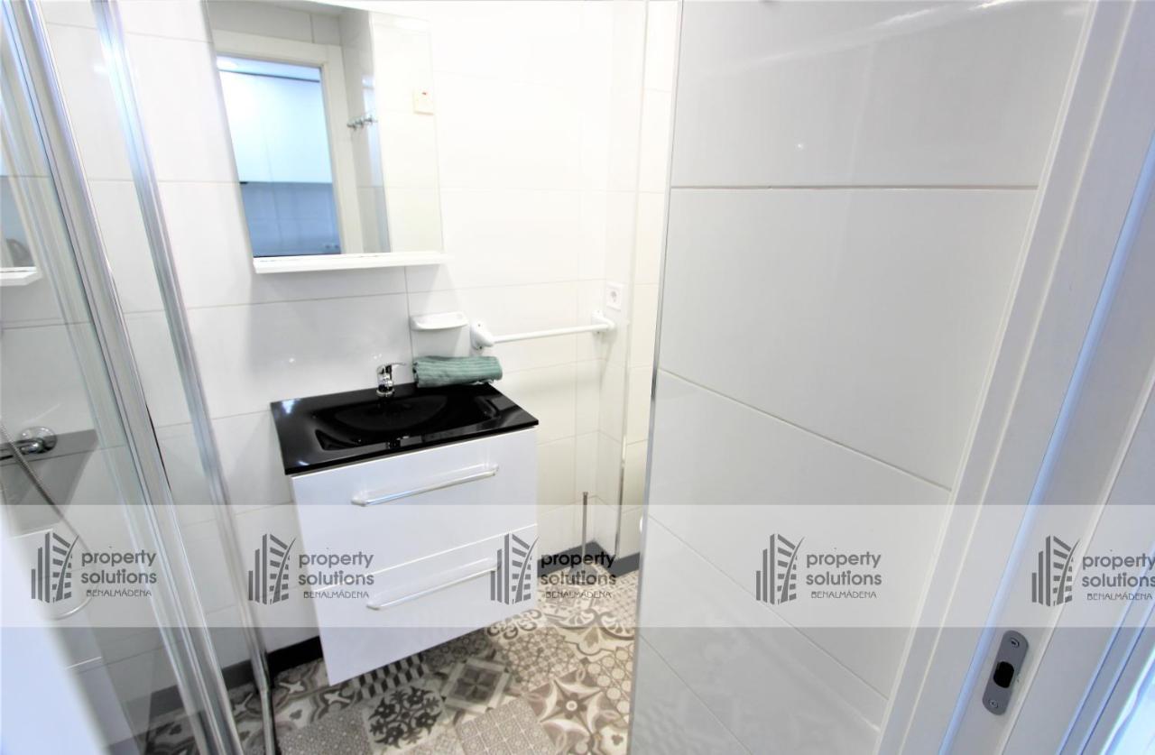 127 Jupiter Estudio. Vista Al Jardin Y La Piscina. Benalmádena Exterior foto
