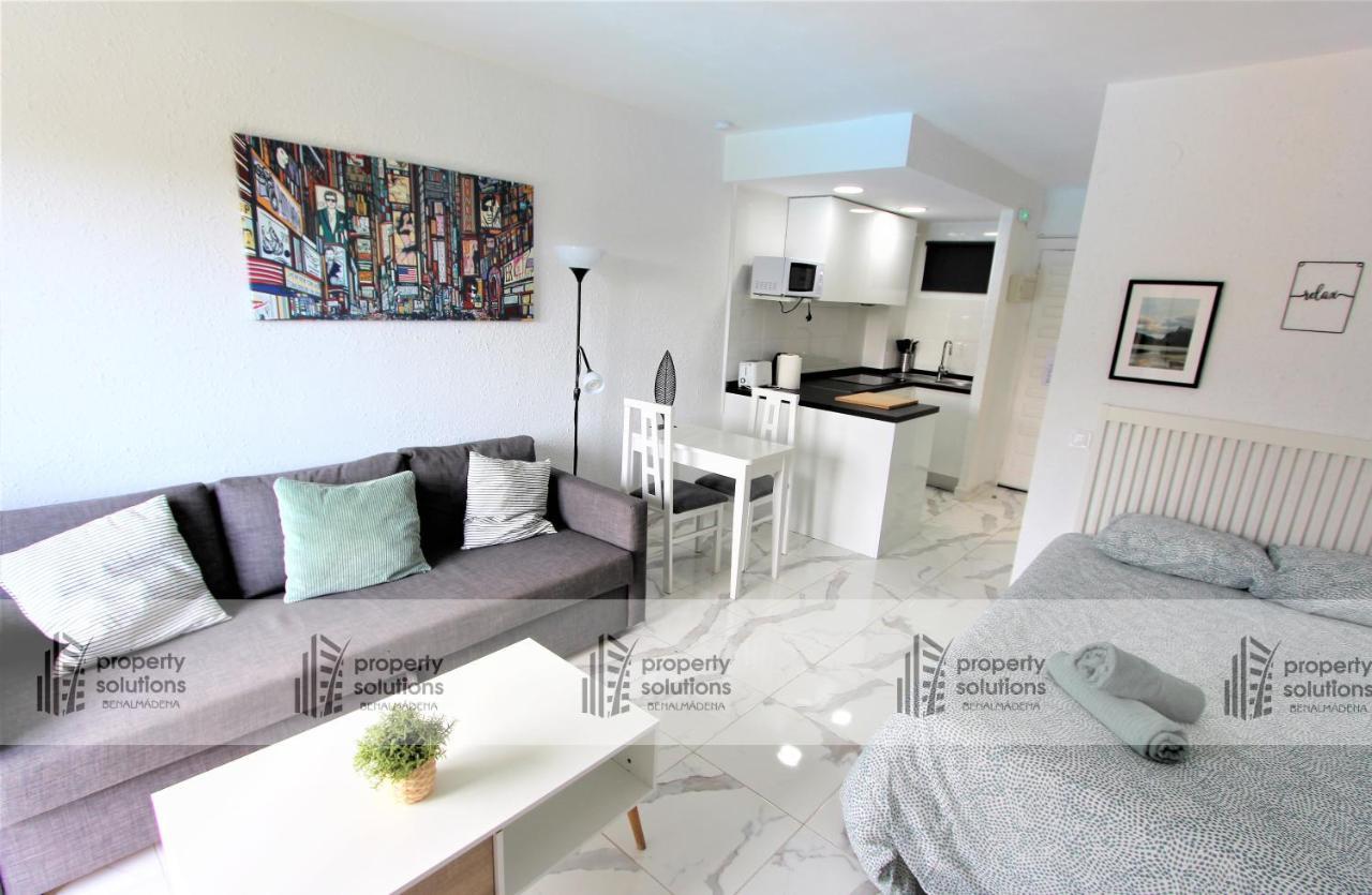 127 Jupiter Estudio. Vista Al Jardin Y La Piscina. Benalmádena Exterior foto