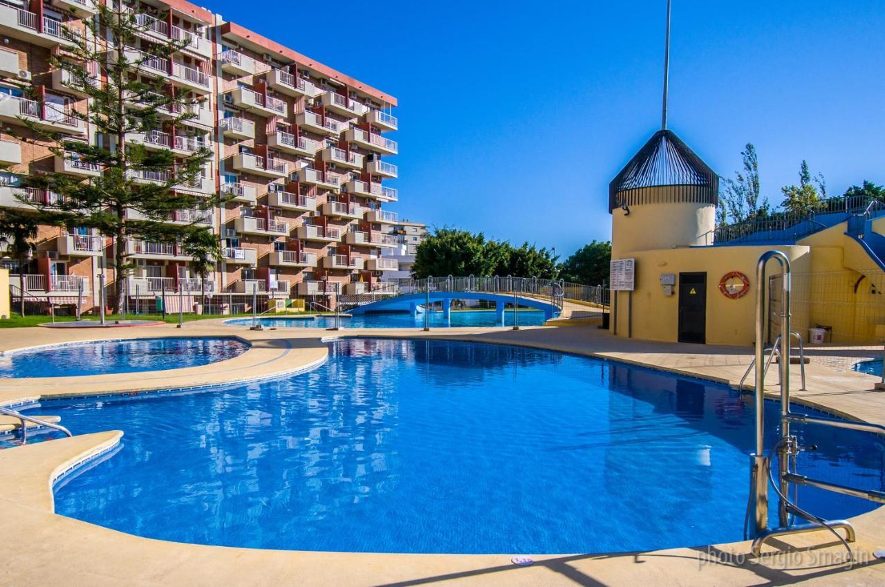 127 Jupiter Estudio. Vista Al Jardin Y La Piscina. Benalmádena Exterior foto