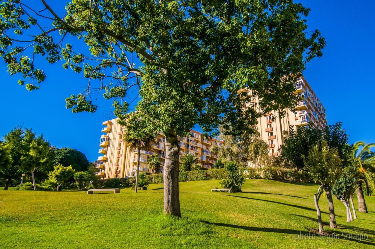 127 Jupiter Estudio. Vista Al Jardin Y La Piscina. Benalmádena Exterior foto