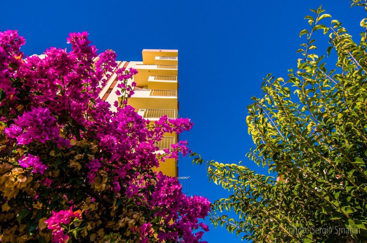 127 Jupiter Estudio. Vista Al Jardin Y La Piscina. Benalmádena Exterior foto