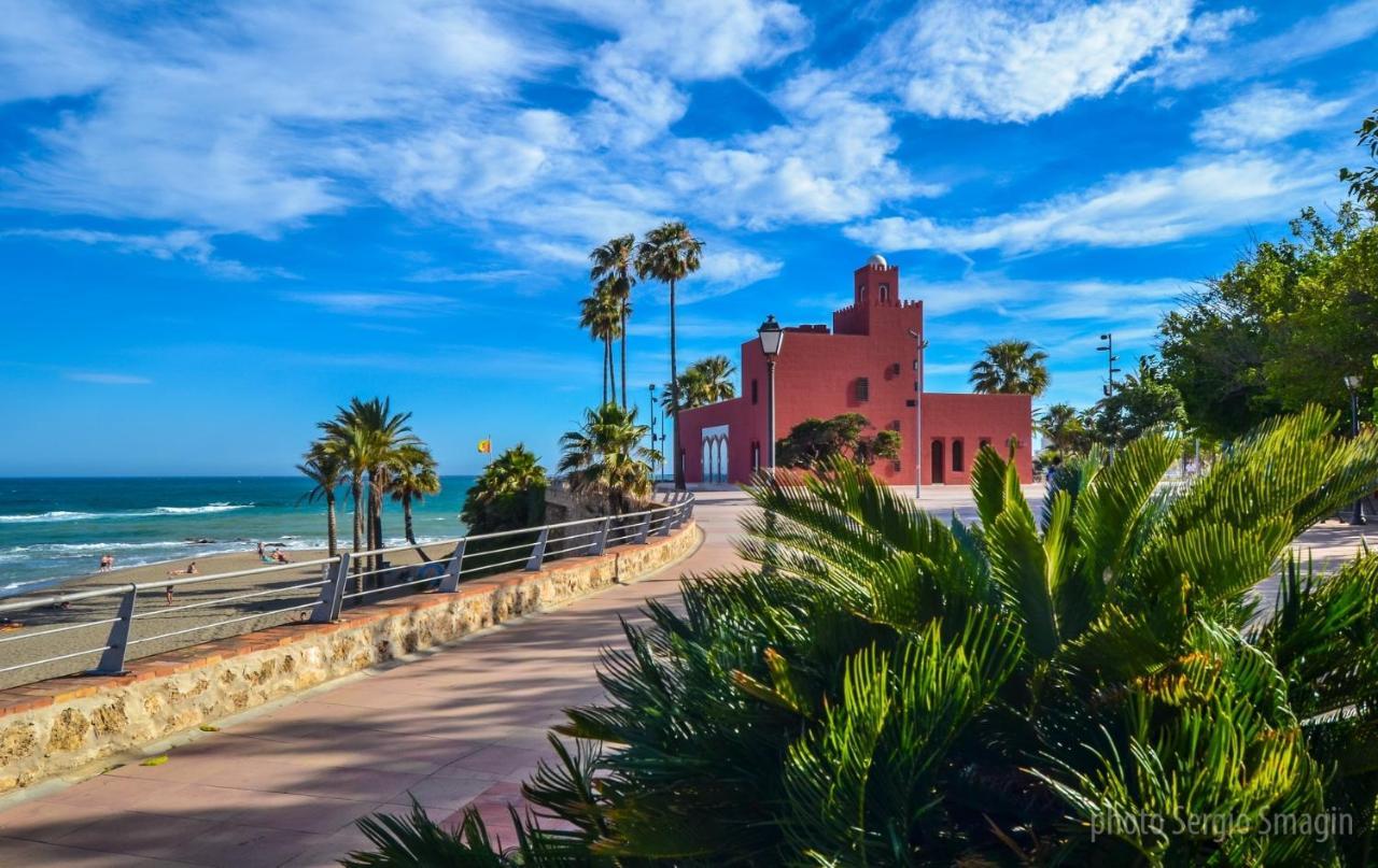 127 Jupiter Estudio. Vista Al Jardin Y La Piscina. Benalmádena Exterior foto